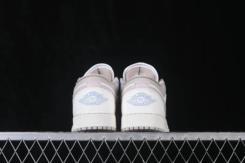 All categories Air Jordan Jordan series basketball shoes Air Jordan 1 Low G version pure original Air Jordan 1 Low AJ1 Joe 1 white powder blue low-top retro culture basketball shoes IV3219-161